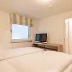 Ferienhaus Strandhaus Whg 3 *