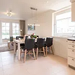 Ferienhaus Strandhaus Whg 3 Wenningstedt-Braderup